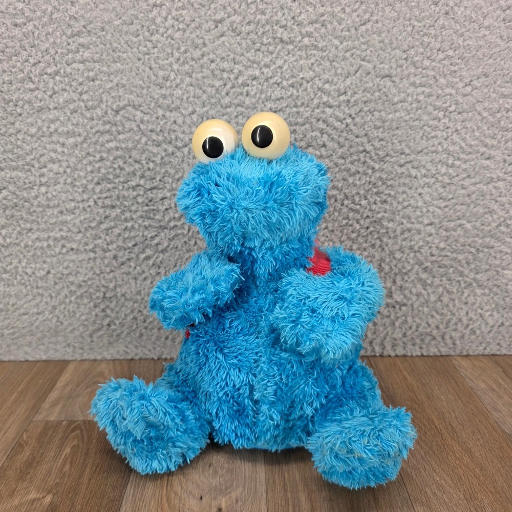 Sesame Street Count n Crunch Cookie Monster Talking Plush Hasbro With Cookies